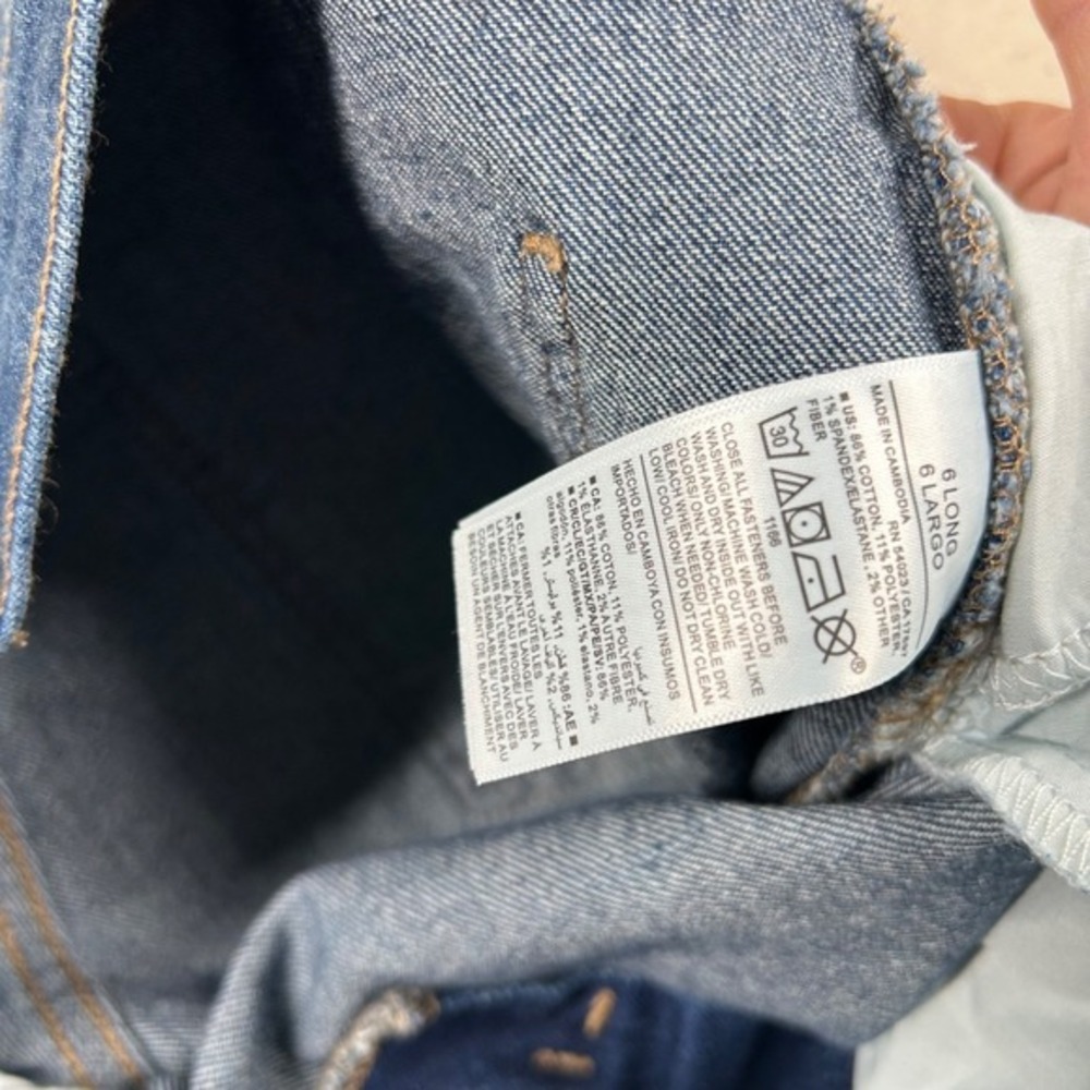 Old Navy Jeans Womens 6L Long Mid-Rise Wow Boyfriend Dark Denim Faded‎ - Picture 4 of 10